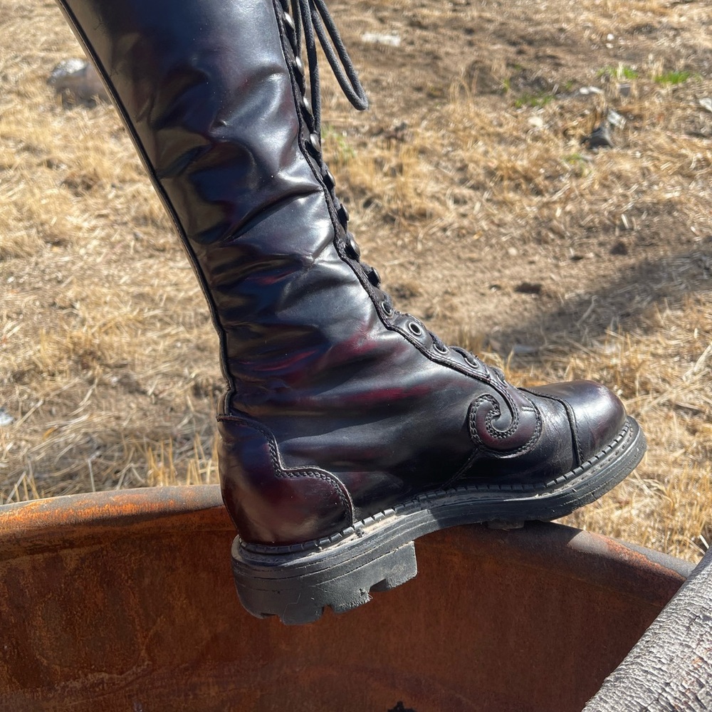John Fluevog Oxblood Leather Vintage Lace Up Boots - Picture 6 of 11